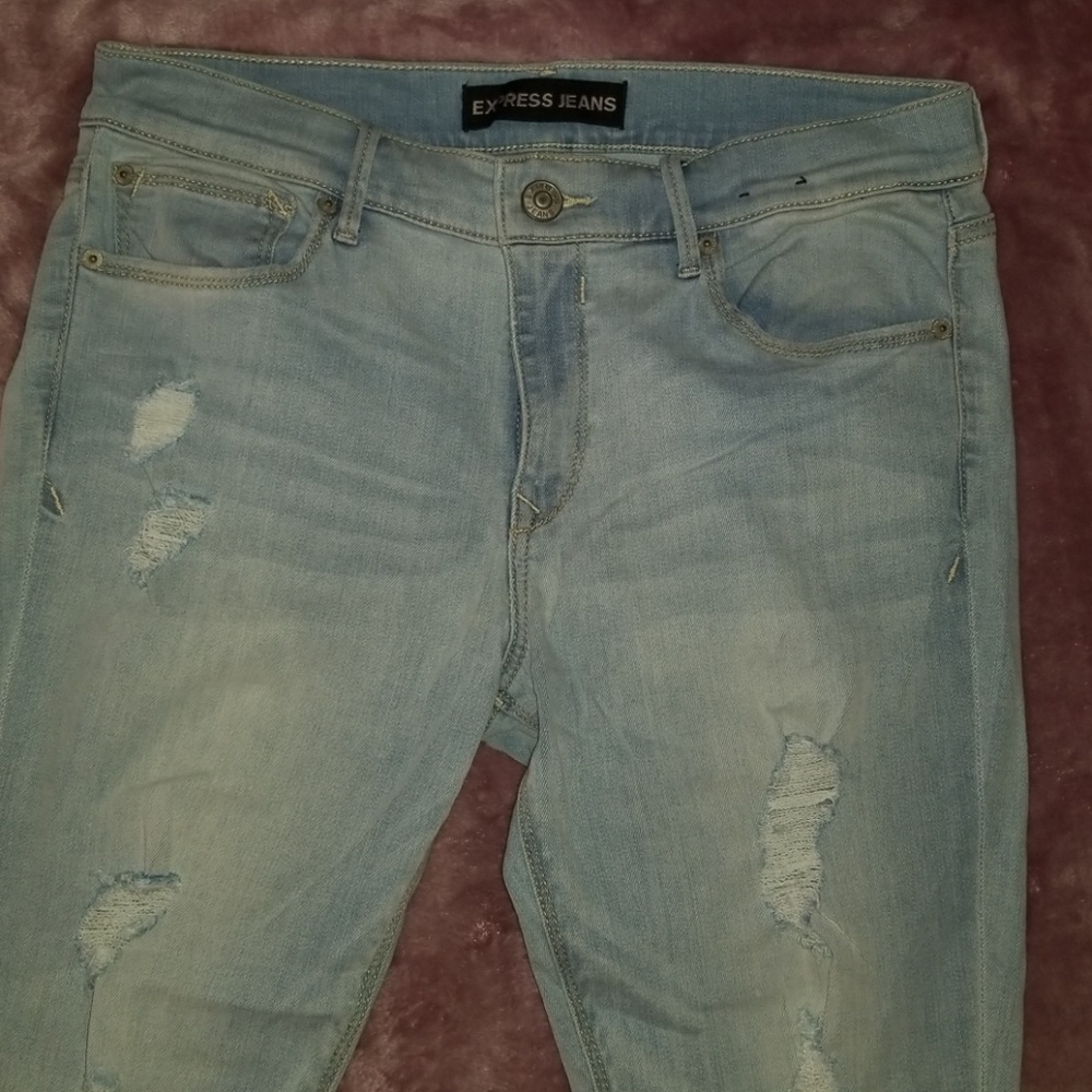 Express 10R light blue distressed stretchy jeans